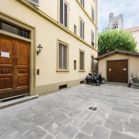 Florence- Oricellai Two Bedroom * Florence