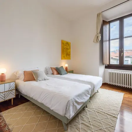 Florence- Oricellai Two Bedroom *