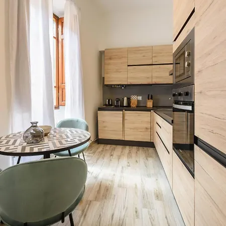 Florence- Oricellai Two Bedroom Florence