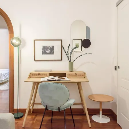 Florence- Oricellai Two Bedroom Apartment