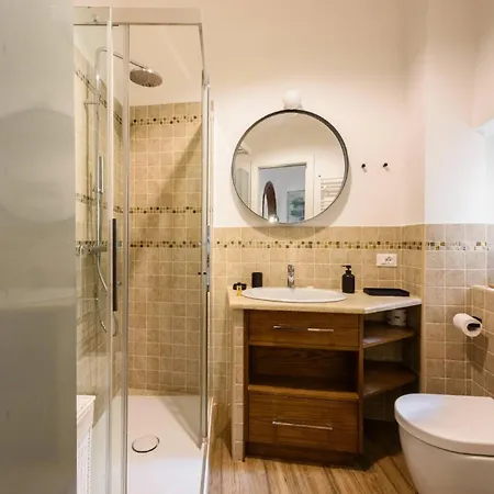Florence- Oricellai Two Bedroom Apartment Florence